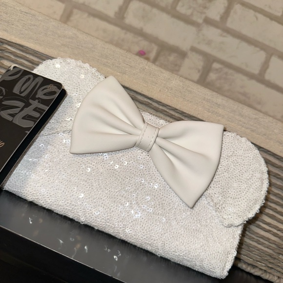 Sequin Mininie Mouse wallet - Picture 2 of 6